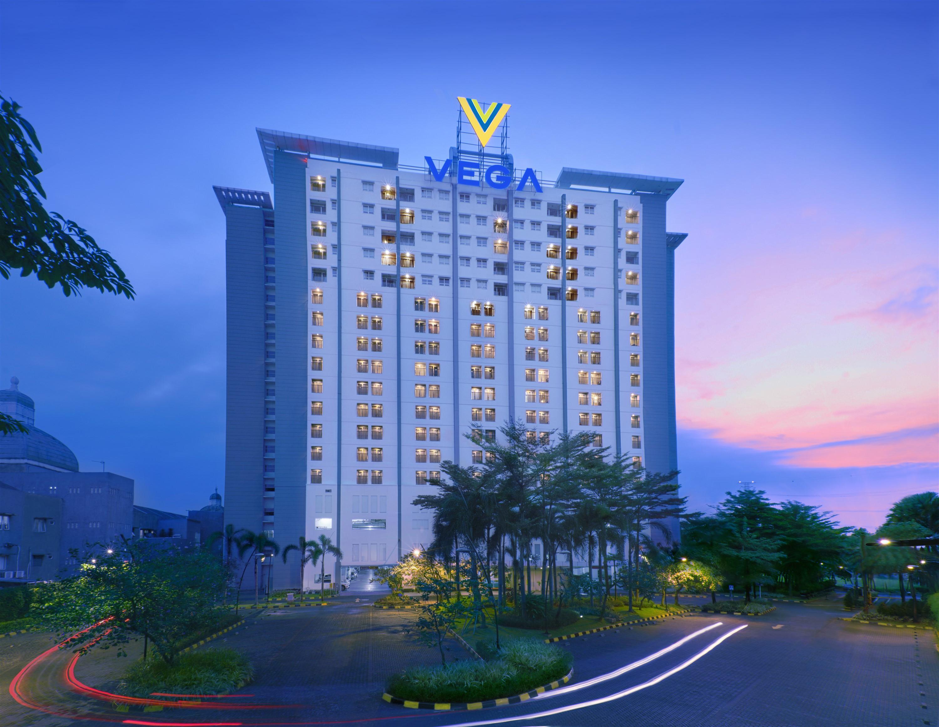 Vega Hotel Gading Serpong Exterior photo