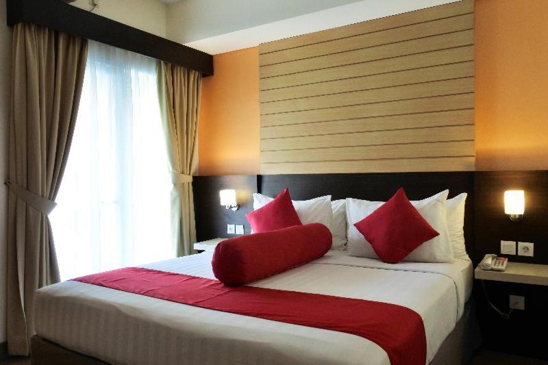 Vega Hotel Gading Serpong Room photo