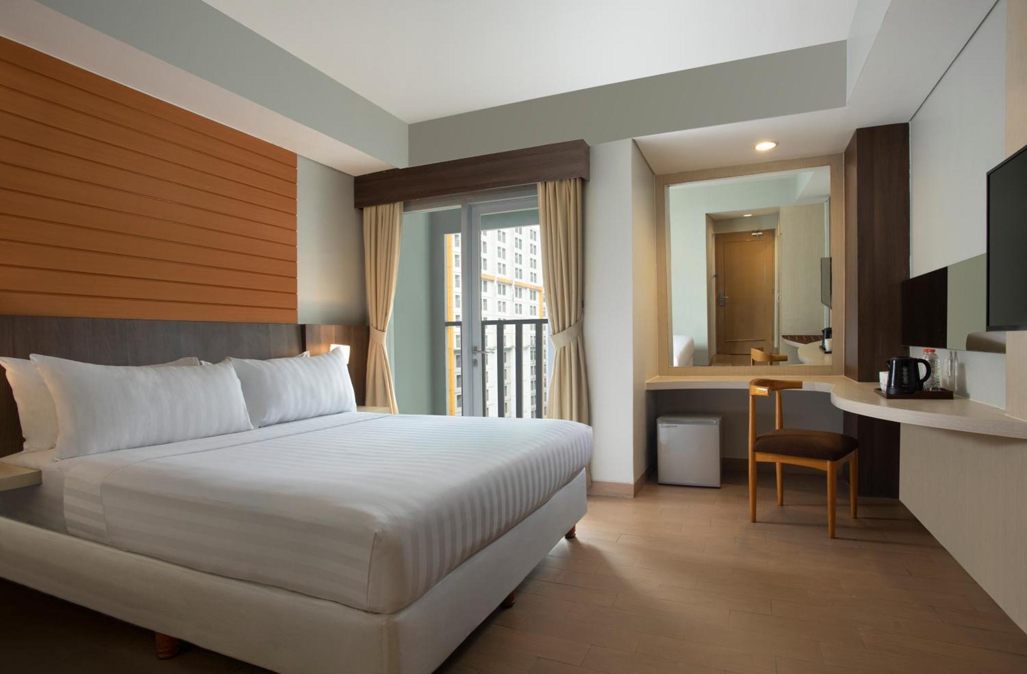 Vega Hotel Gading Serpong Exterior photo